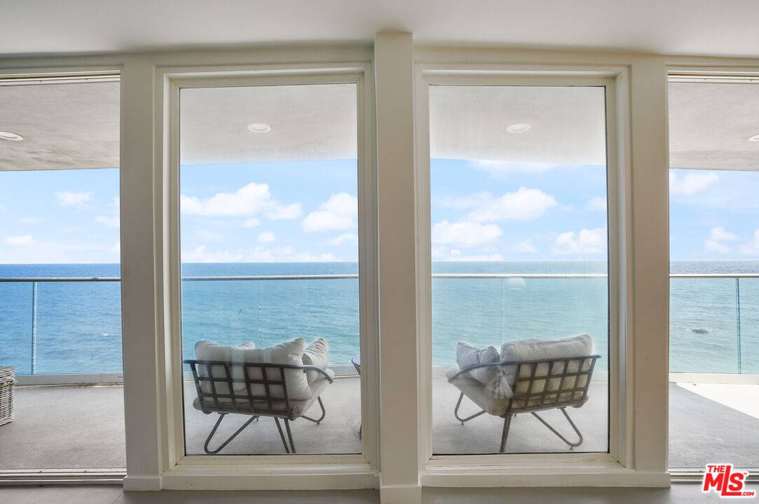 26060   Pacific Coast Hwy 3.0 Malibu LA