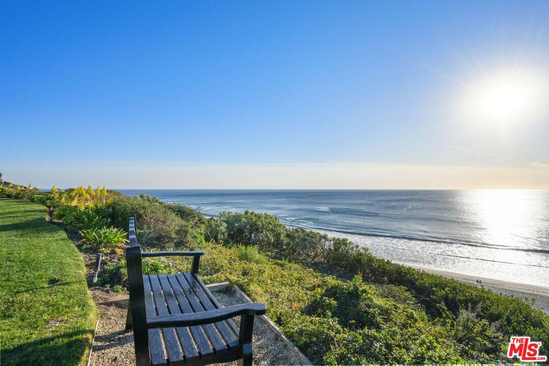 6774 Las Olas Way 2BR Malibu La