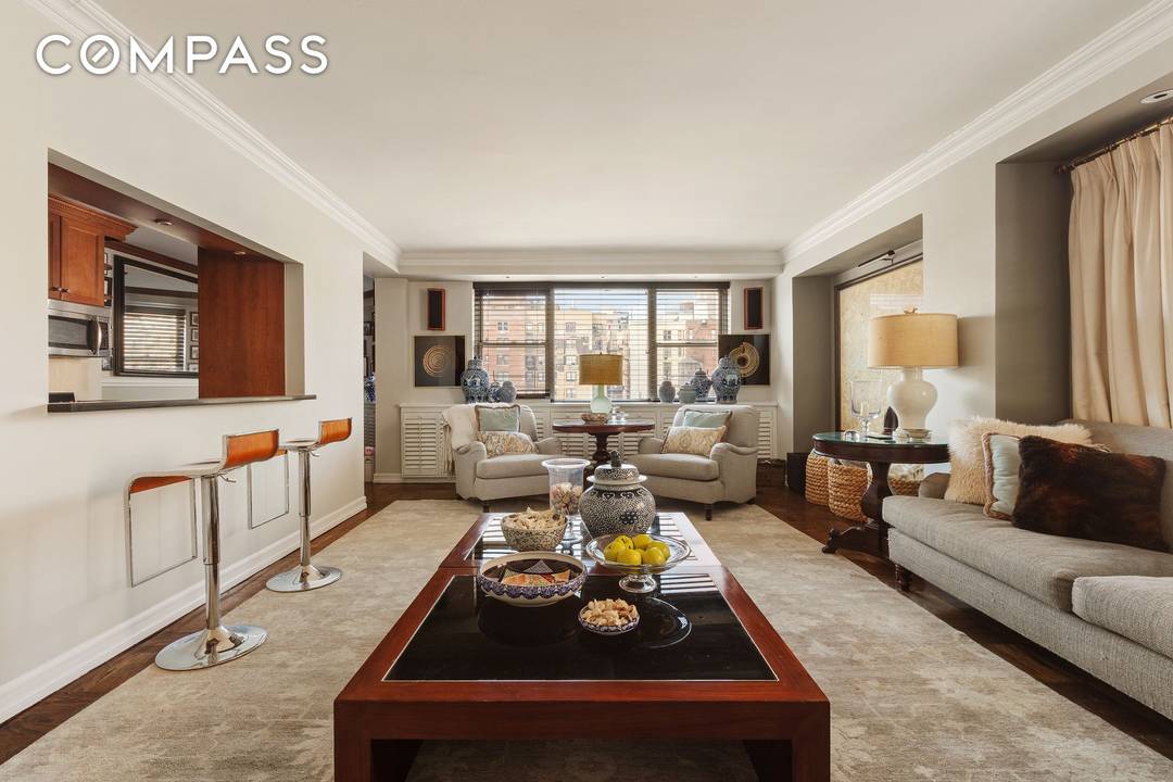 Convenience ! Light ! Views !