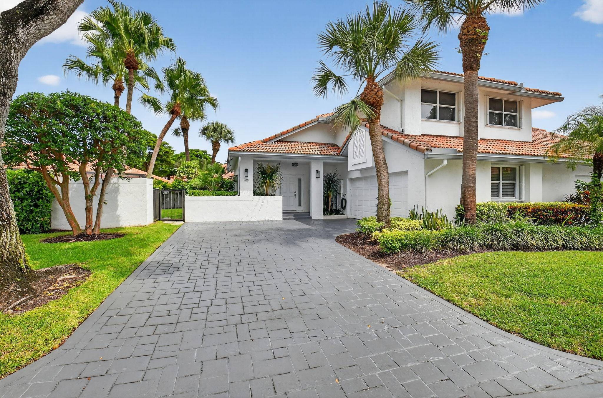 Welcome to this beautifully renovated 3 bedroom, 2.