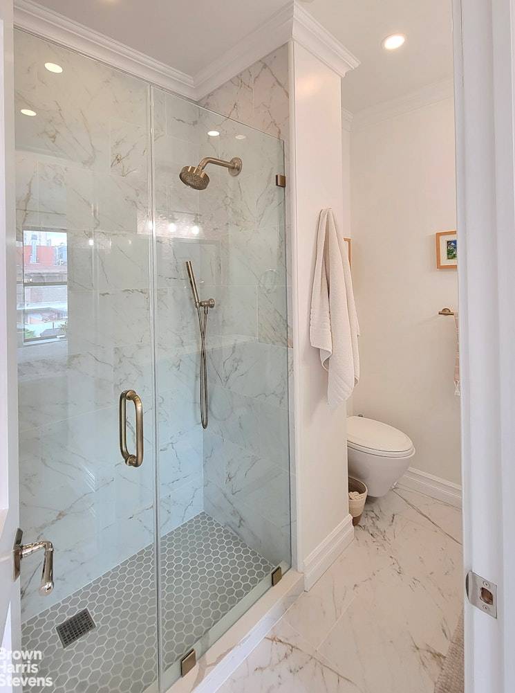 This is truly a turn key gem in one of Brooklyn Heights most sought after buildings, the Van Anden.