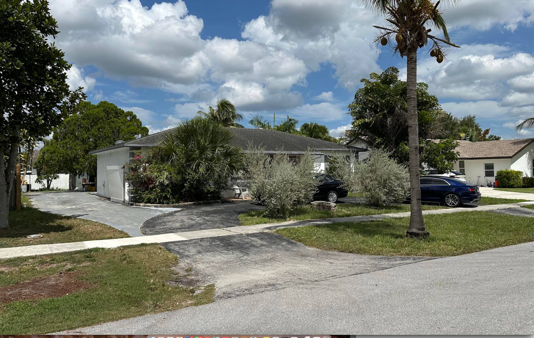 MOTIVATED SELLER. Discover a promising opportunity with this 3 bedroom, 2 bath single family home located in the highly sought after West Boca area.