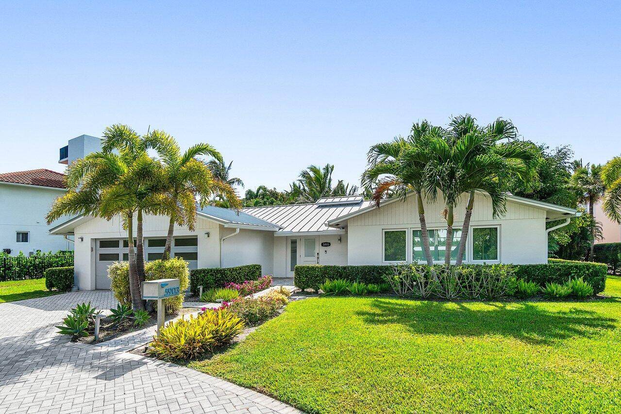 Live the Ultimate South Florida Coastal Lifestyle Steps from the Beach !