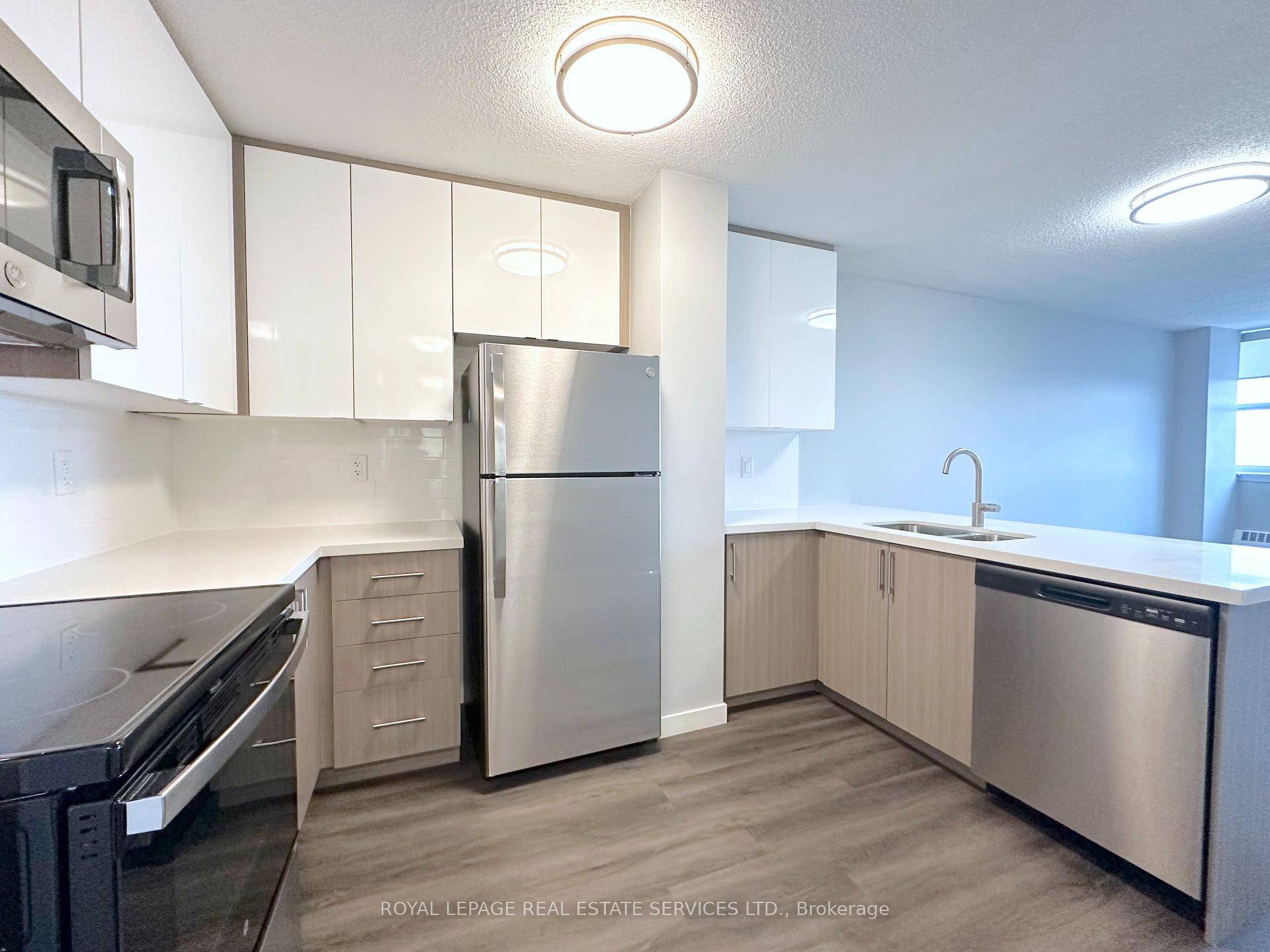 Welcome to Main Square Apartments, ideally located in the heart of Danforth Village.