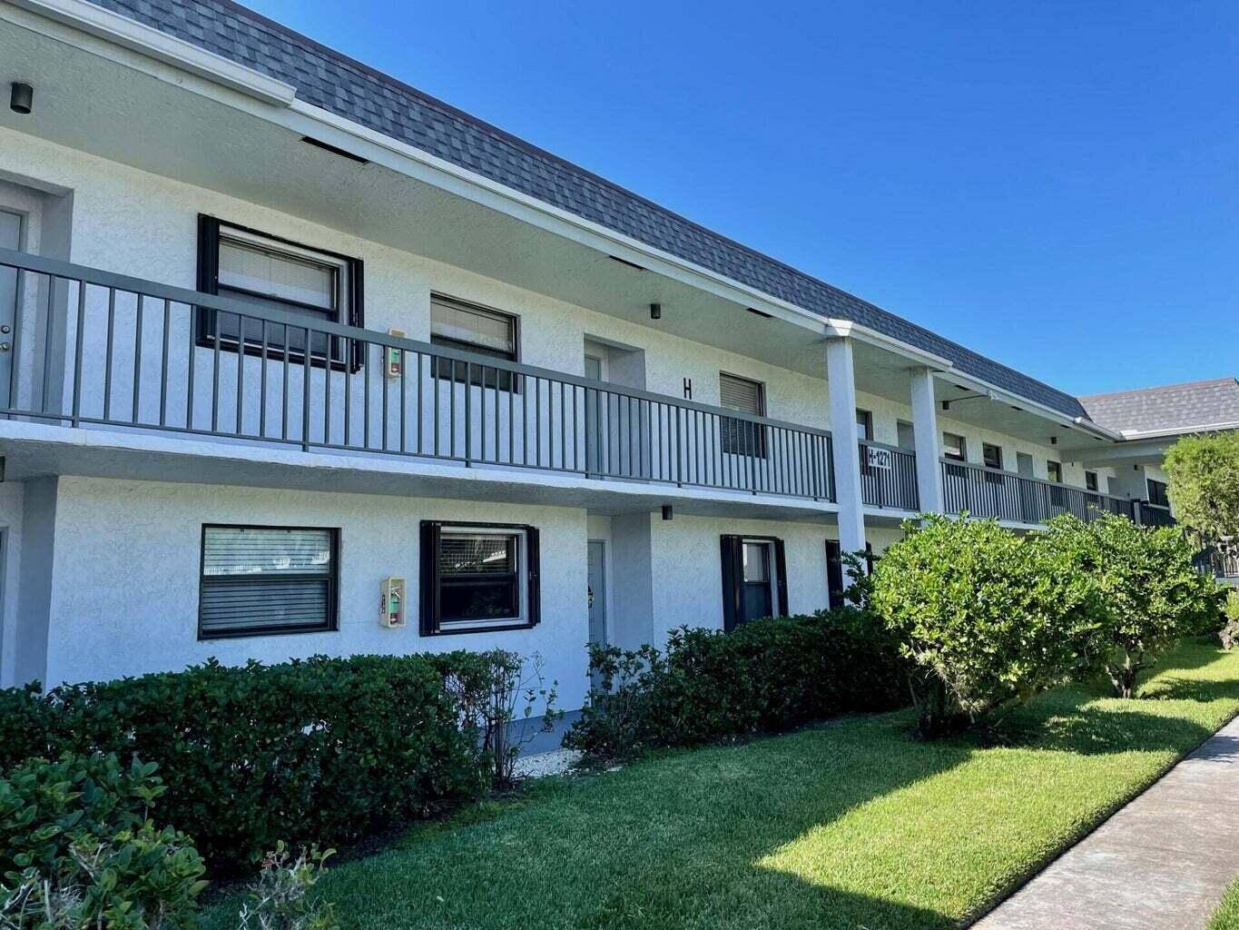 Centrally located complex, 1st floor unit with 1 assigned parking space right out front guest spaces.