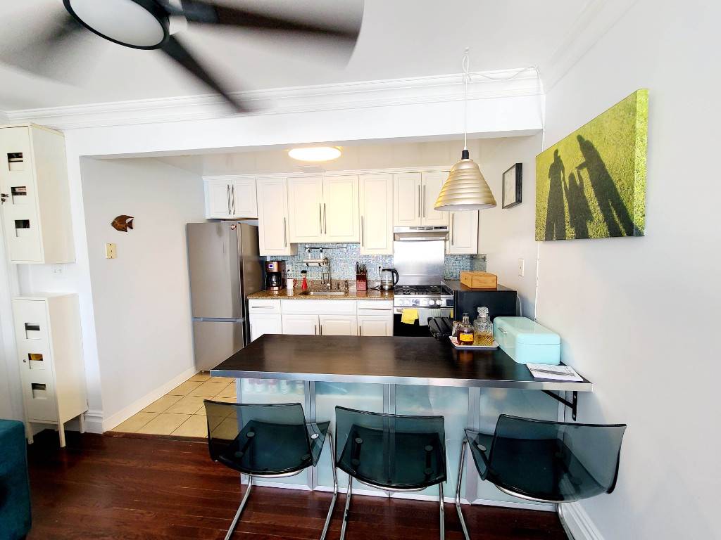 Introducing a luxurious living experience in the heart of Sunnyside at 4907 43rd Ave, Apt 7F !