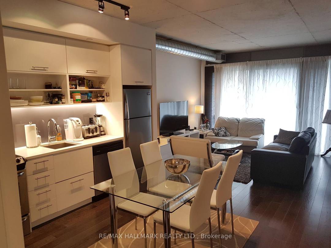 This furnished, Loft Style 1 Bed Den is available immediately !