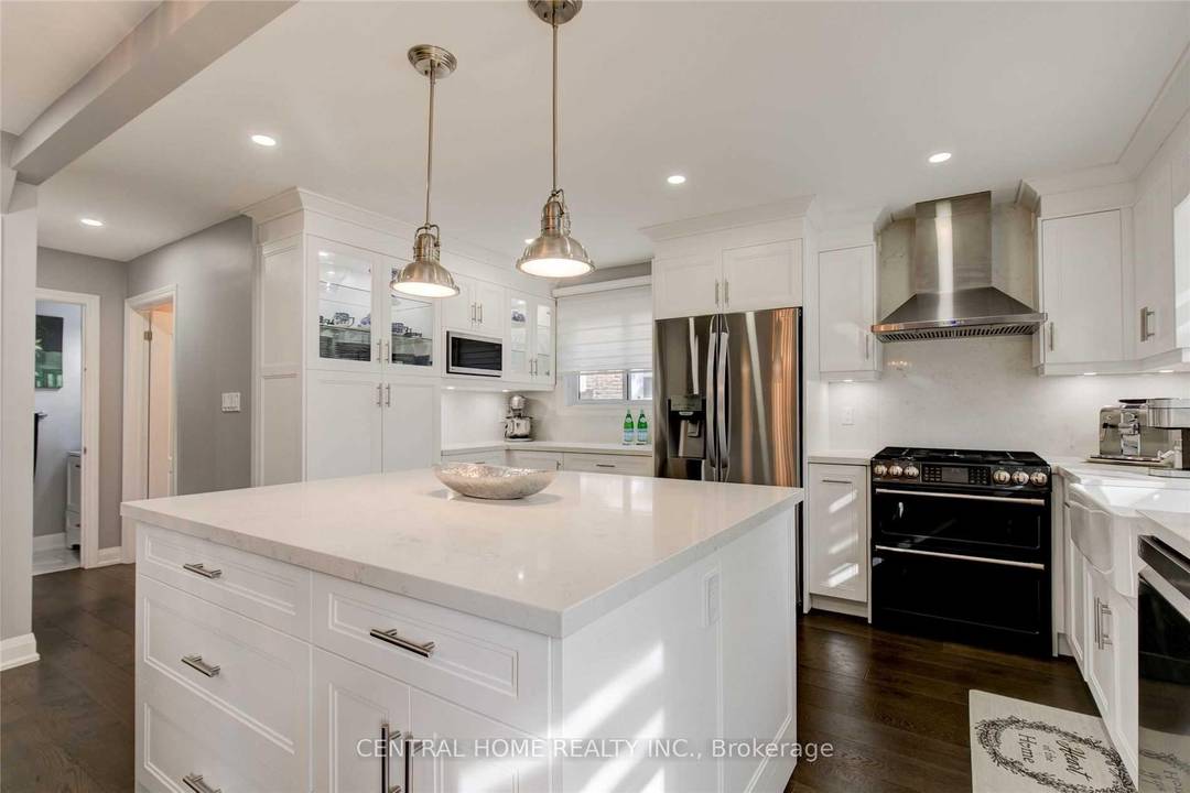 Spectacular amp ; Rare Extra Deep Pool Size Backyard In Sought After Newmarket Huron Heights Leslie Valley.