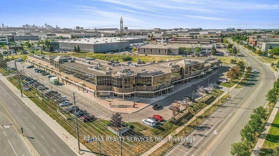 6660 Kennedy Road #13A, Mississauga, ON L5T 2M9