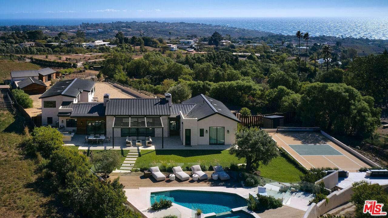 29685 Cuthbert Rd 6BR Malibu La