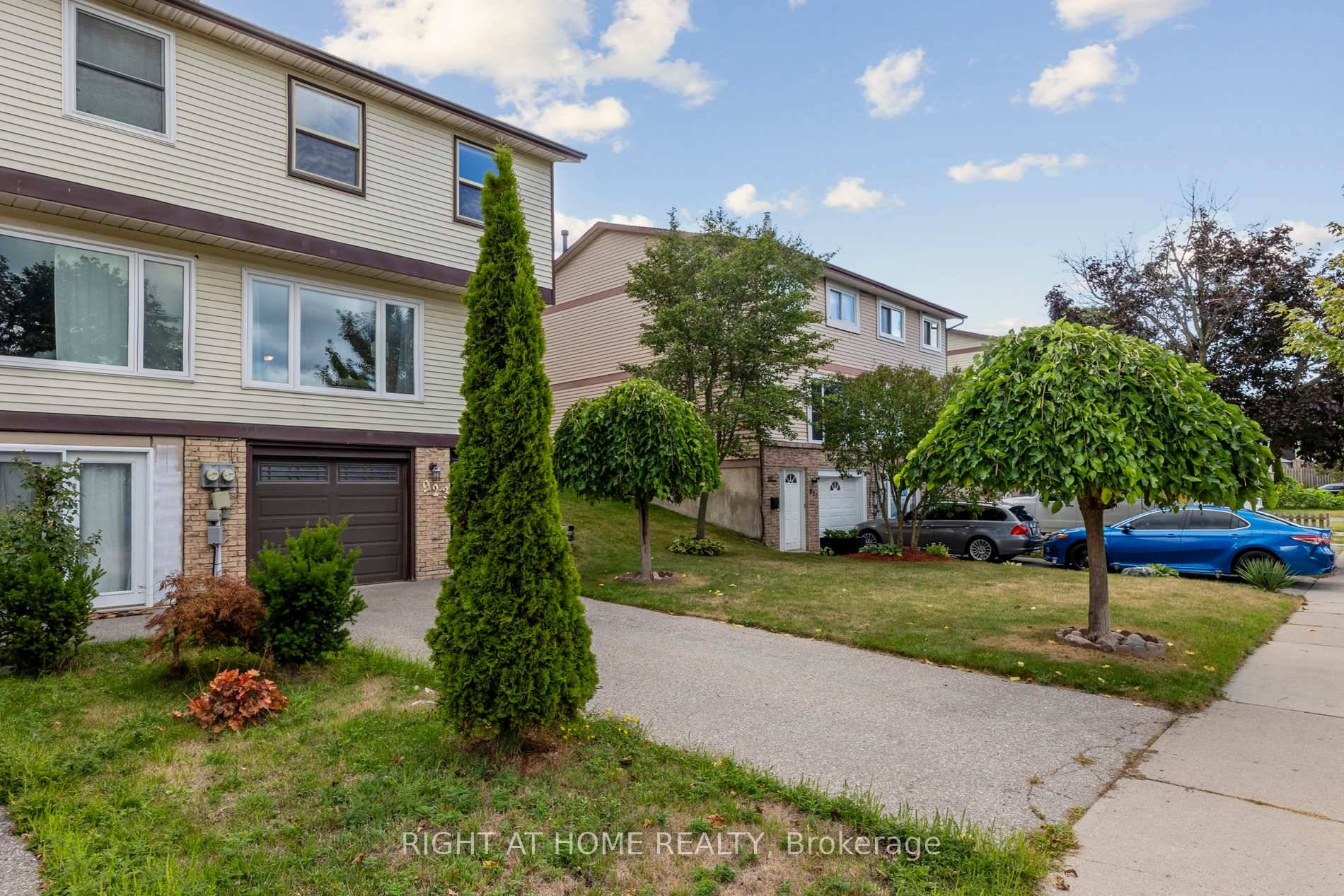 A Semi Detached house nestled in a quiet community in the Donevan area.