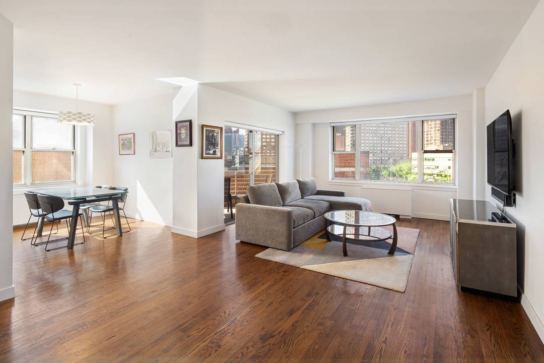 Beautifully renovated 3 bed, 2 bath home with dining area and balcony on coveted East End Avenue.