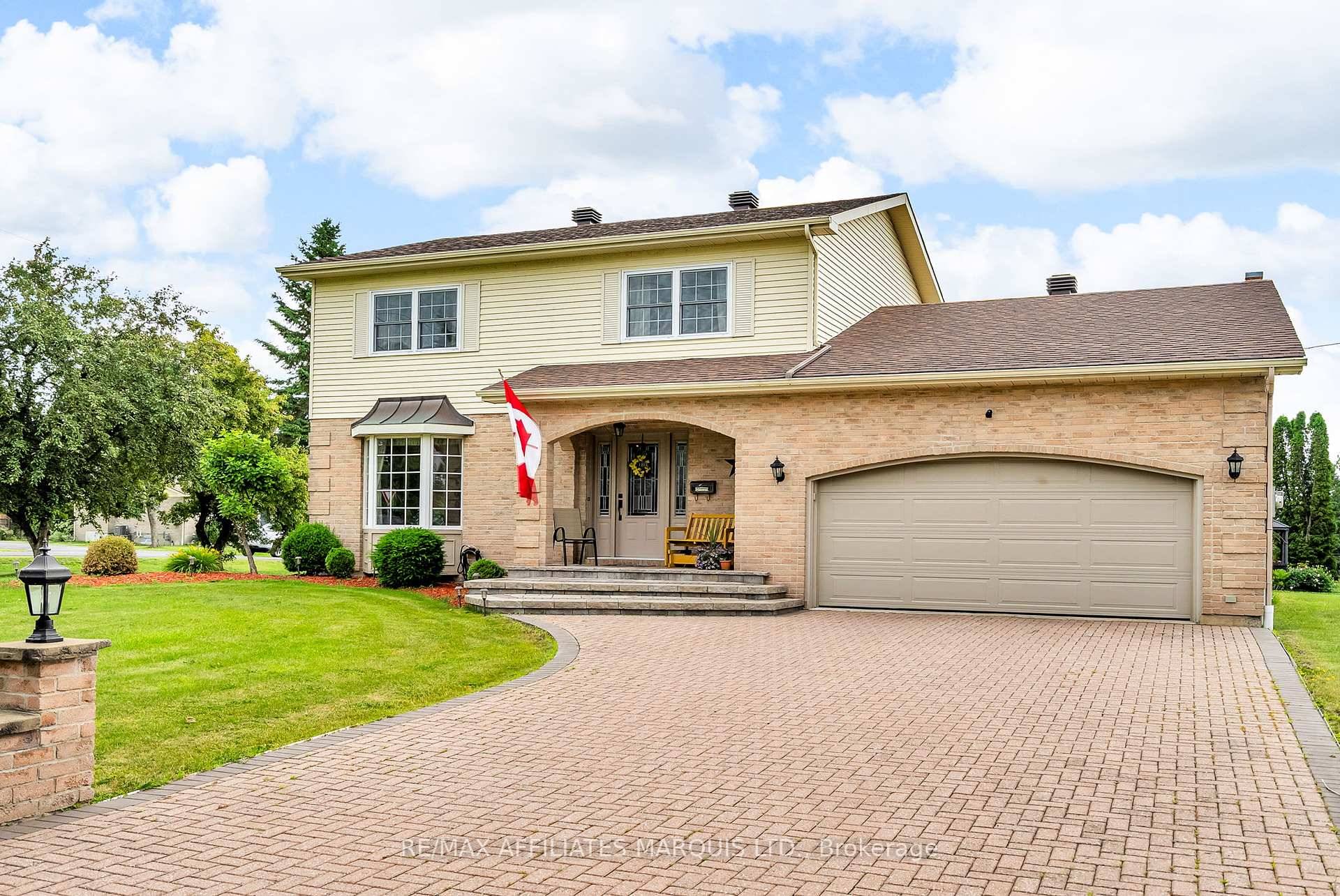 Located in the charming Rosedale Terrace subdivision of South Stormont just north of Cornwall this stately 2 storey, 2, 356 SqFt home sits on a spacious 180'X125' lot and offers ...