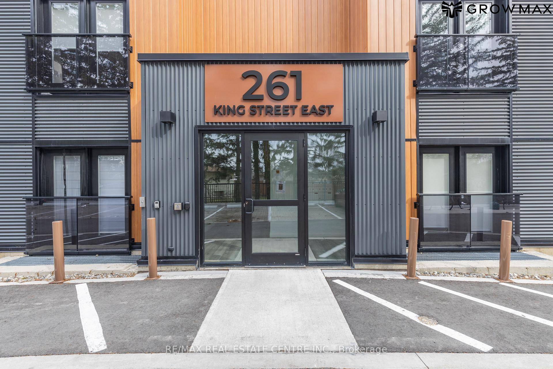 Stunning Brand New 2 Bedroom Condo for Rent in Cherry Heights Never Lived In !