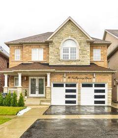 Welcome to beautiful 4 Bedroom Detached house With Two Bedroom Legal Basement Apartment !