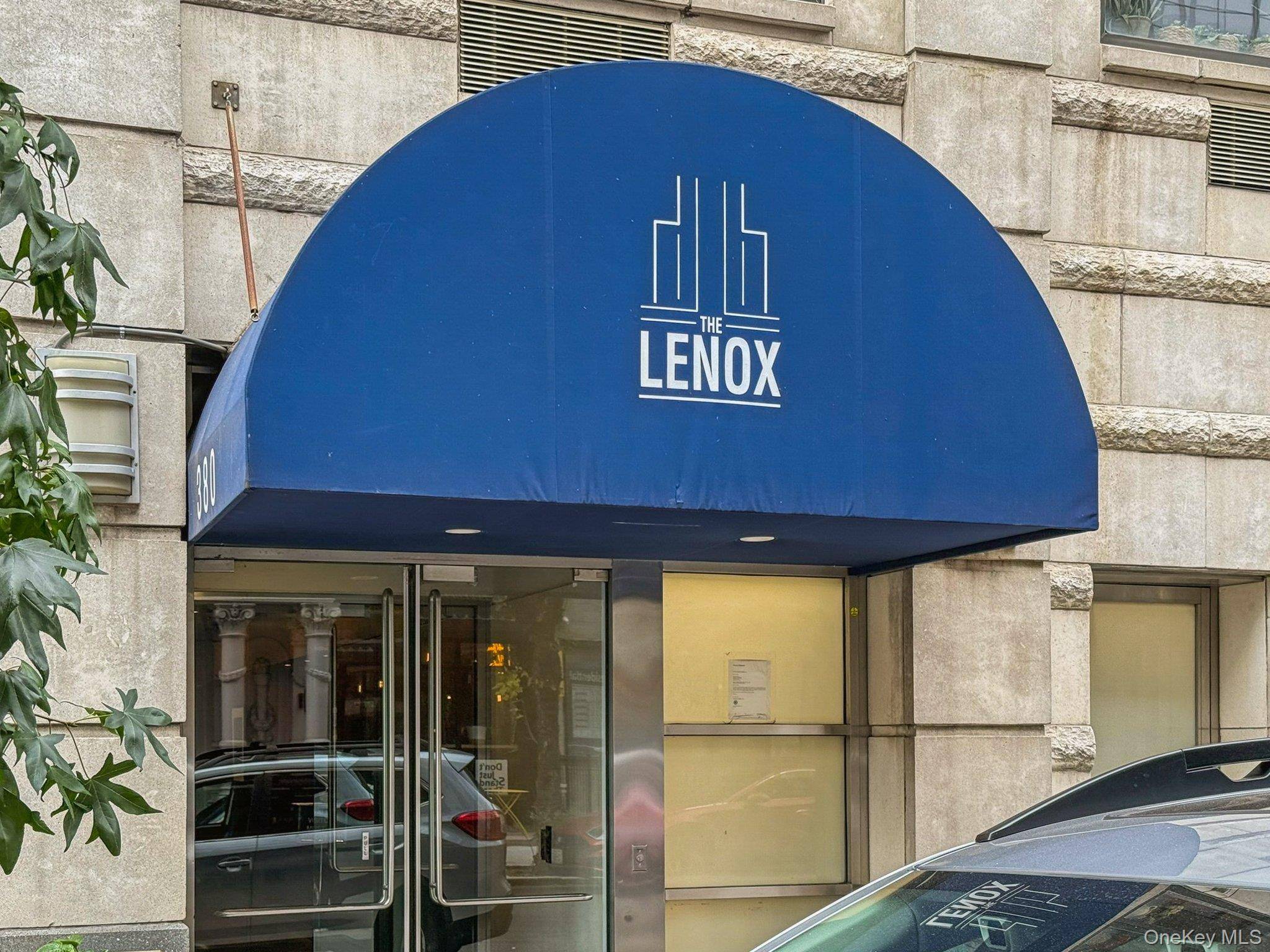 Welcome To The Beautiful The Lenox Condo.