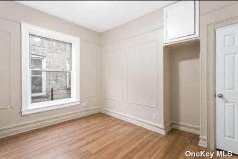 Beautiful and spacious 4 bedroom apt, newly renovated and clean.