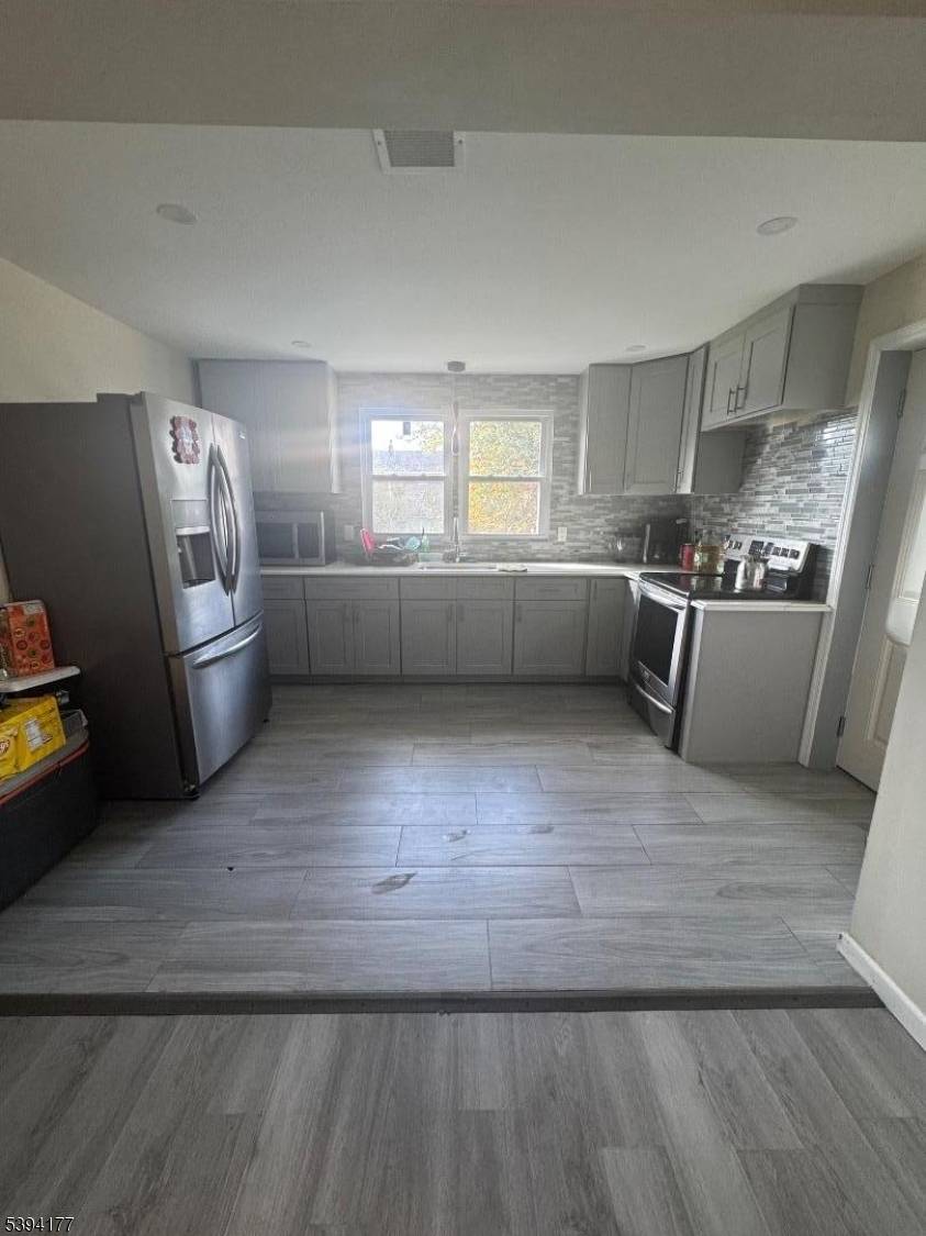 Renovated spacious 1 2 duplex in the Elmora section of Elizabeth.