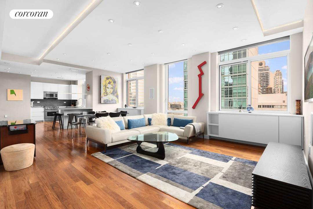 Welcome to Residence 21A at 212 East 57th Street, an enhanced, full floor home in the heart of Manhattan.