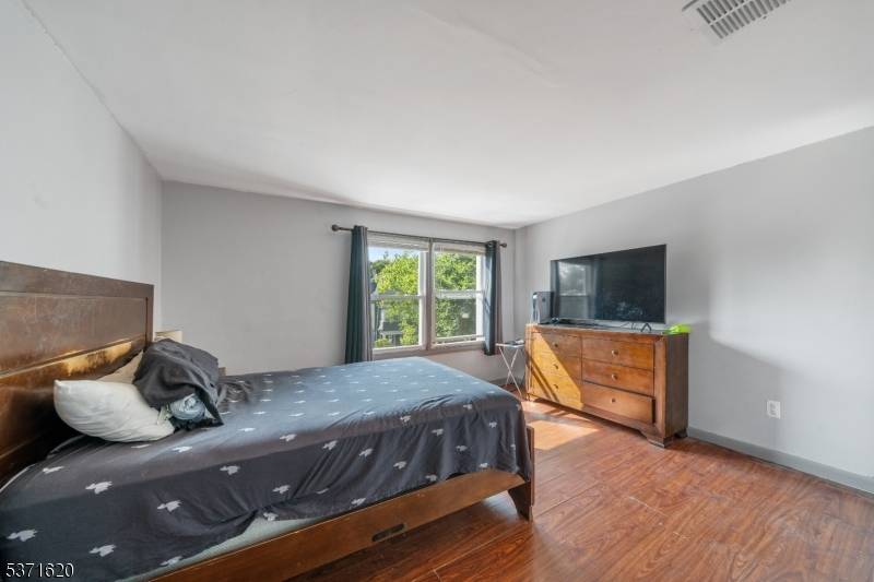 A Townhouse Condo Gem in a quiet neighborhood in Orange, NJ dont miss the chance to make this your home !