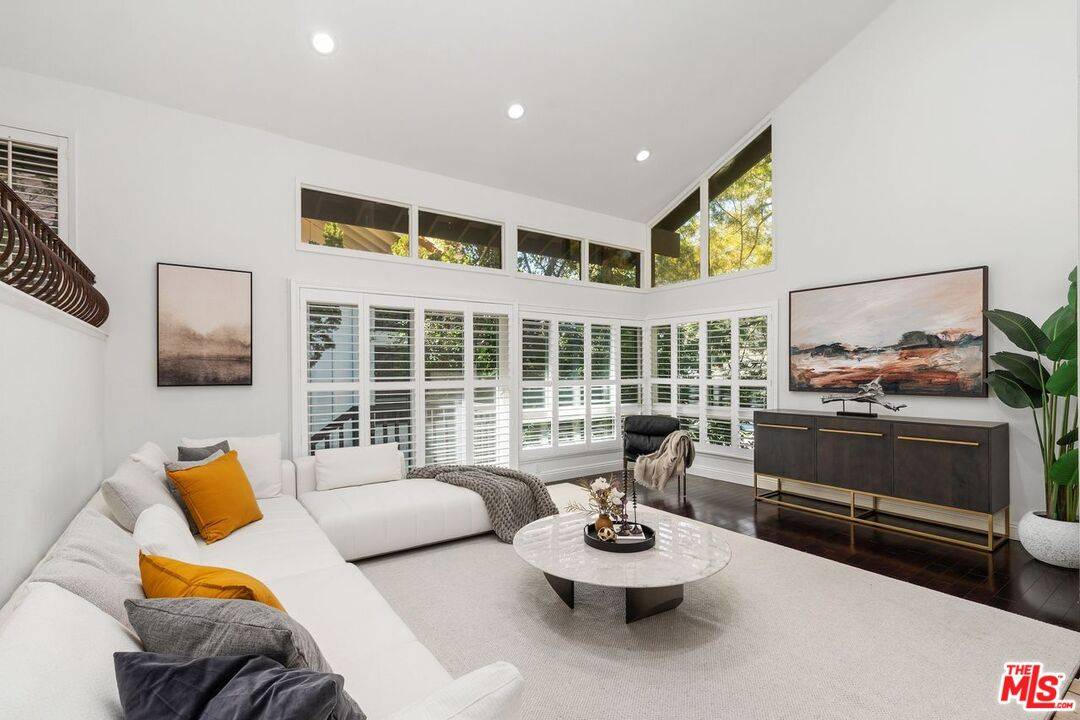 2880   Woodwardia Dr 3BR Bel Air La