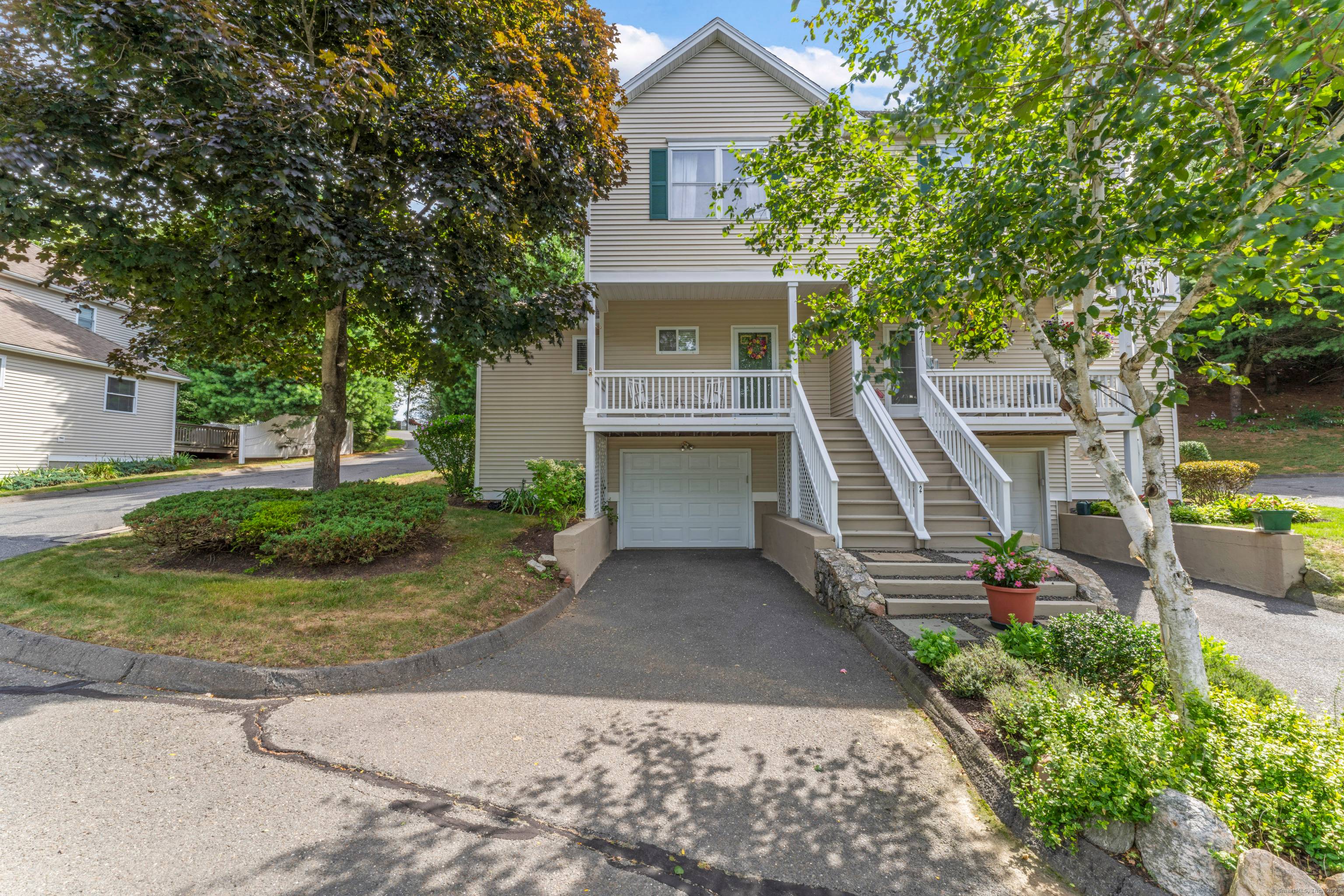 Welcome to 5 Copper Creek Circle a beautifully updated and sun filled end unit condo offering comfort, style, and convenience !