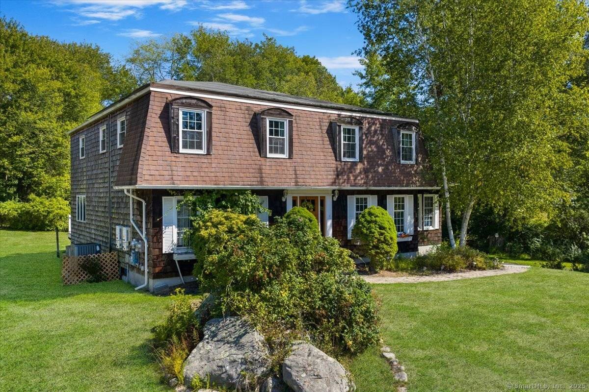 MOTIVATED SELLERS Welcome to your own slice of paradise !