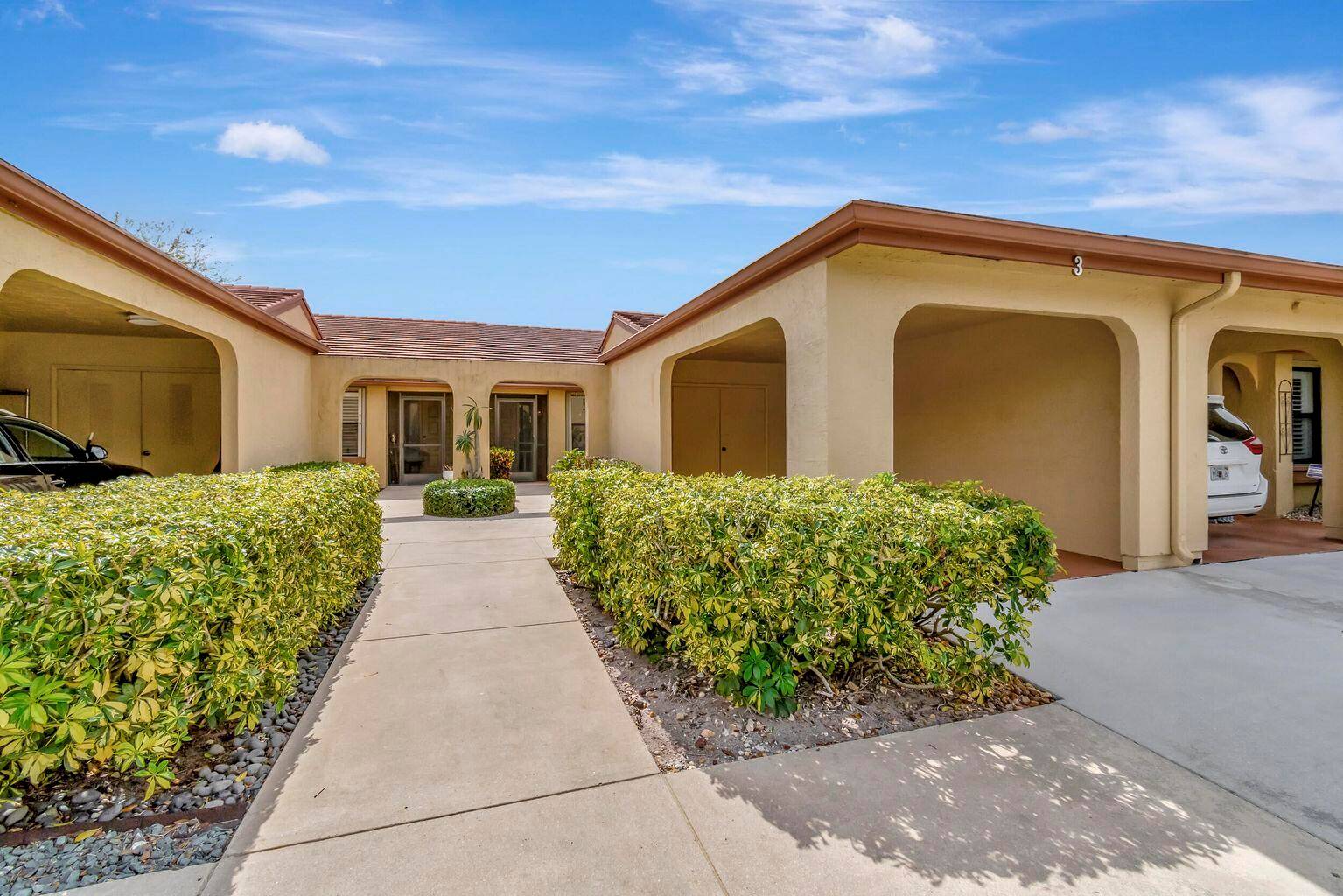 This charming 2 bedroom, 2 bathroom villa features a spacious split bedroom layout that offers privacy and comfort.
