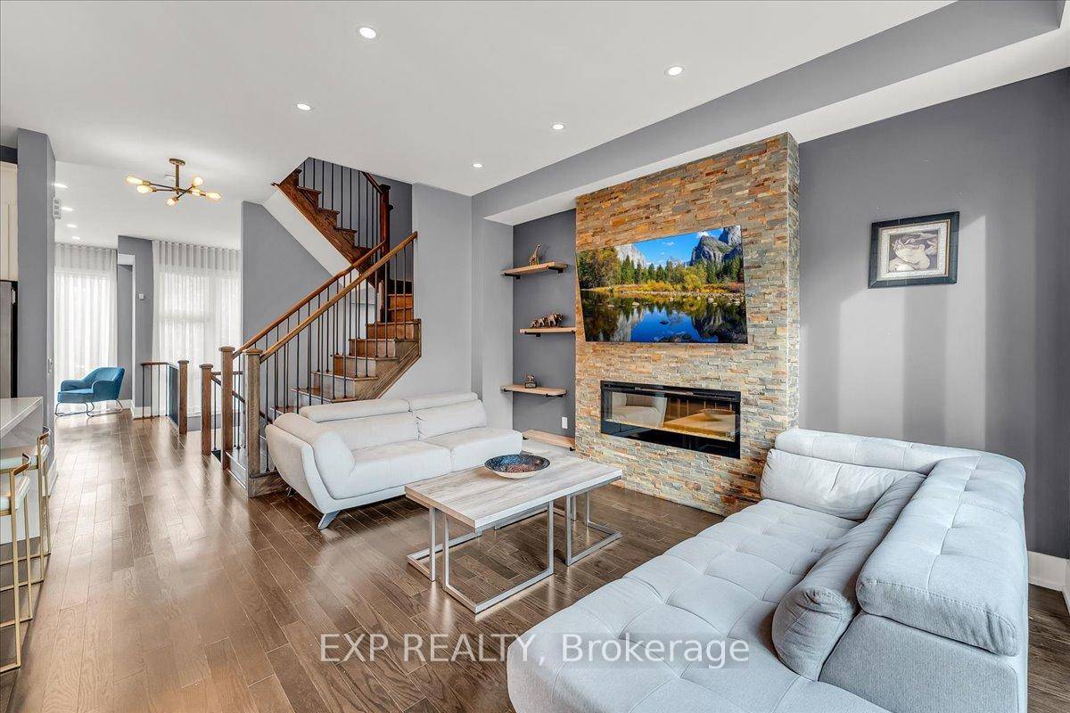 Call It Home ! This modern amp ; stylish executive freehold townhouse is tucked into the prestigious Bathurst amp ; Rutherford community and offers the perfect balance of luxury and ...