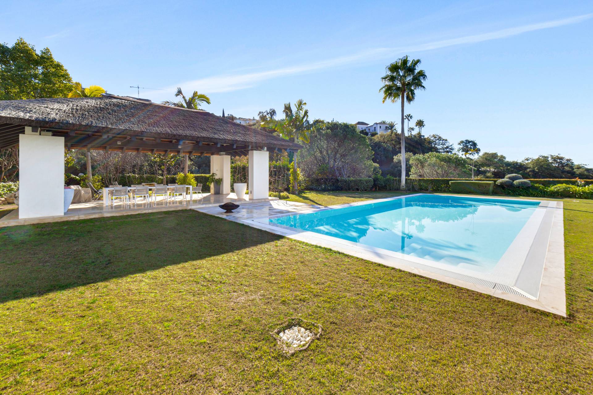 Outstanding Frontline Golf Modern Villa with Stunning Views in Zagaleta