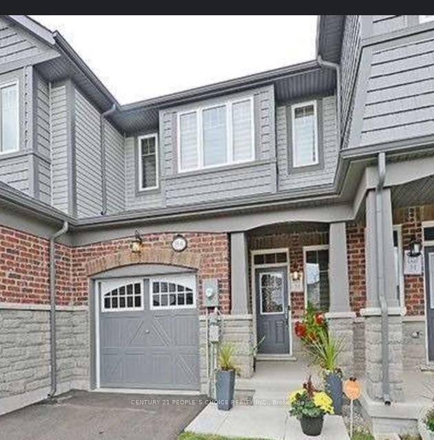 Beautiful spacious full of sunlight Town home !