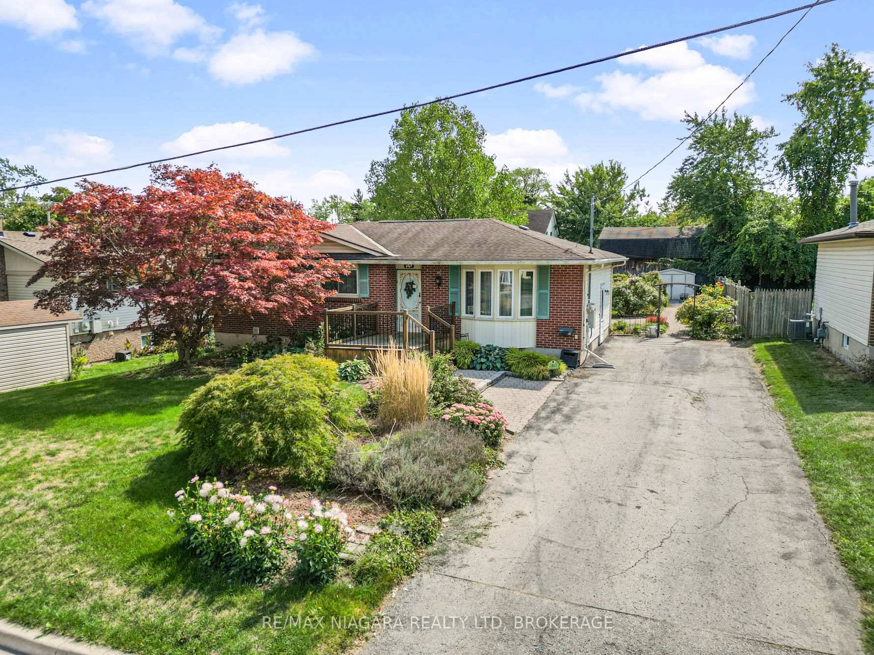 Welcome to 70 Murray Street in Fort Erie.