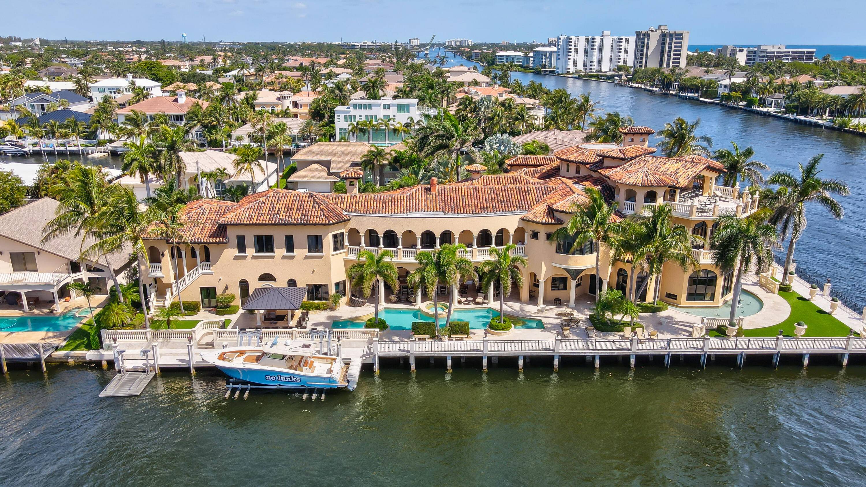 One of the finest southeast double lot direct intracoastal homesite residences in south Palm Beach county.