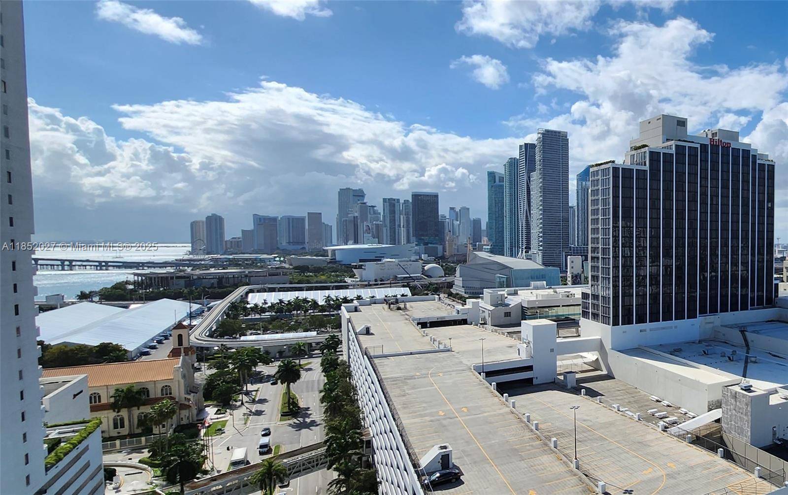 Beautiful 1 Bedroom with Water amp ; City Views.