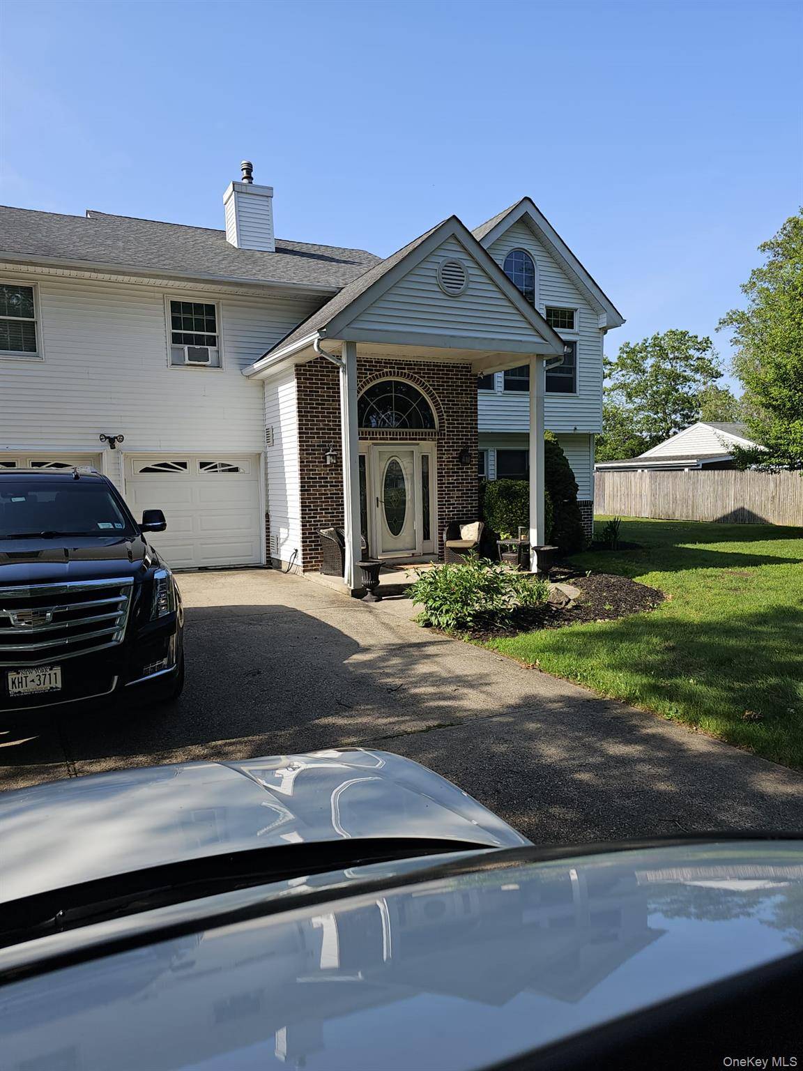 Must see 4 bed, 3 bath home designed for both comfort and entertaining !