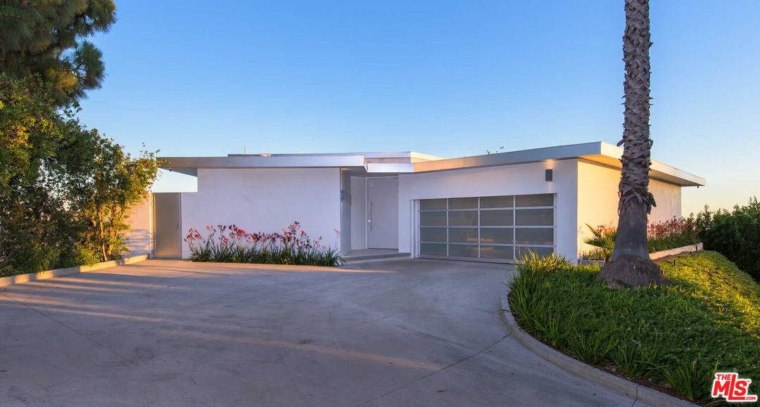 1542   Blue Jay Way 2BR Sunset Strip La