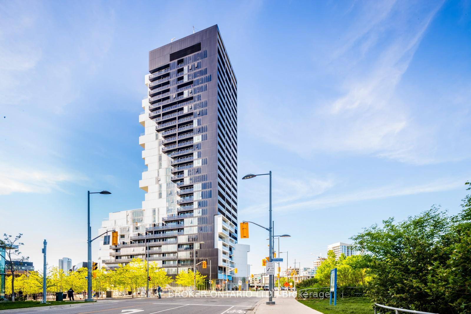This stunning 2 bedroom, 2 bathroom suite offers 893 sqft of bright, open concept living, plus a generous 112 sqft southeast facing balcony, perfect for enjoying your morning coffee or ...