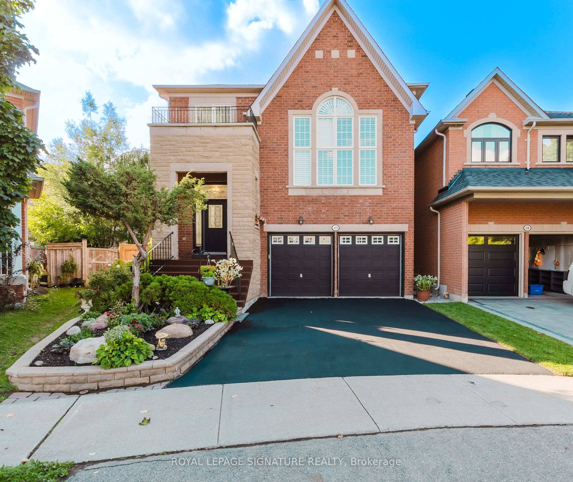 Tucked away on a quiet crescent in the highly sought after Jefferson community, this bright, sun filled open concept home sits on a rare oversized pie shaped lot.