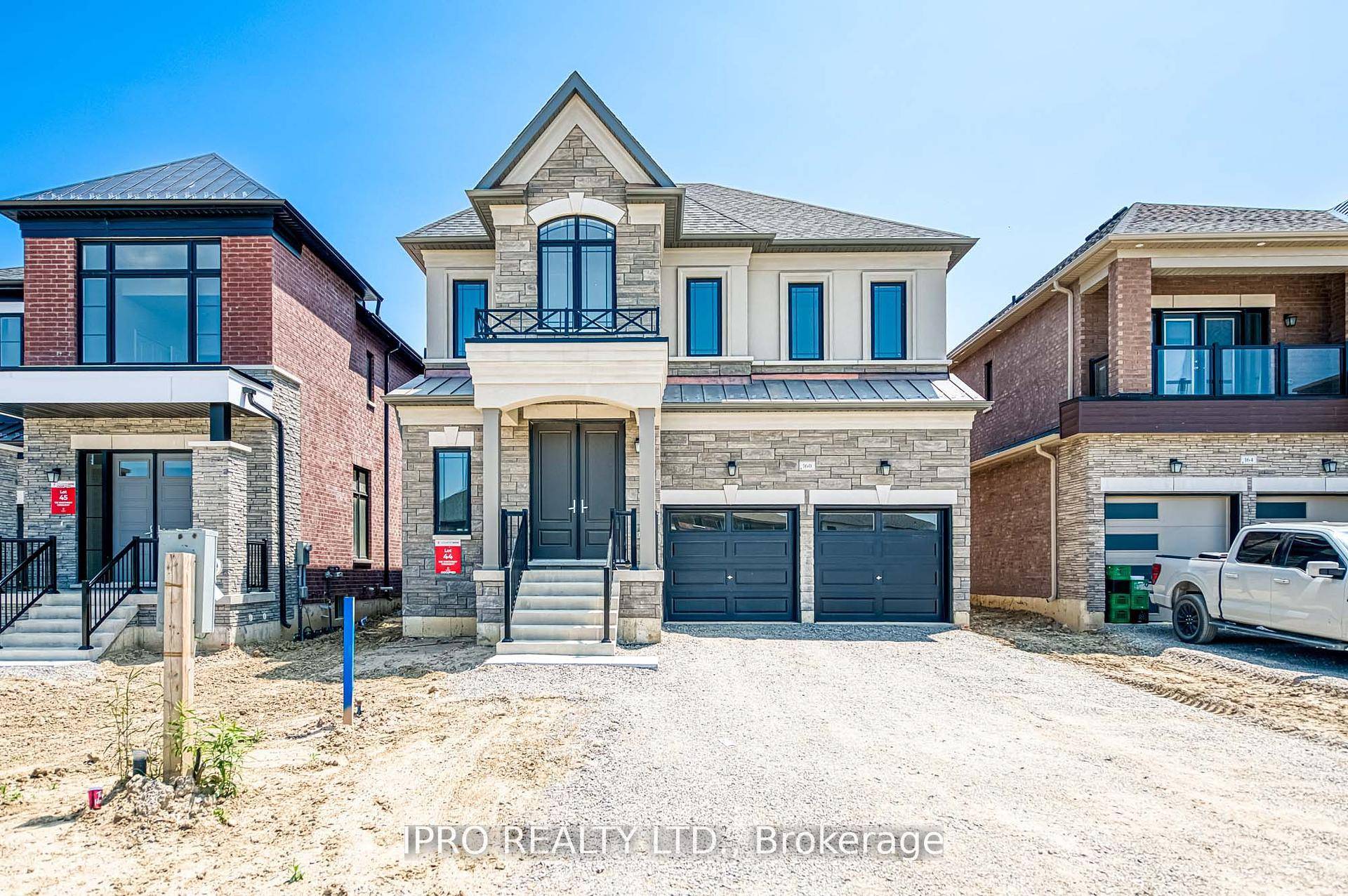The jewel of Vellore Village, Vaughan.