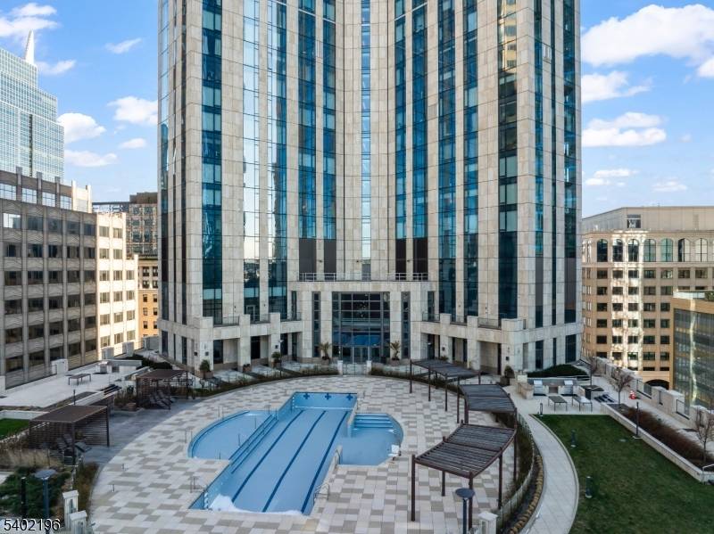 Residence 1603 at the iconic 99 Hudson offers luxury living in the heart of Downtown Jersey City.