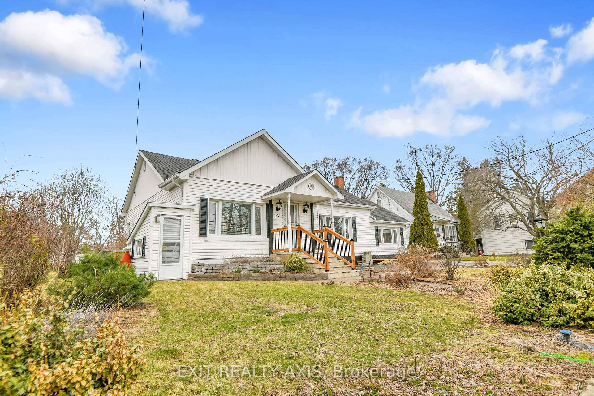 Adorable AND Affordable. Classic Westport home on a large in town lot.