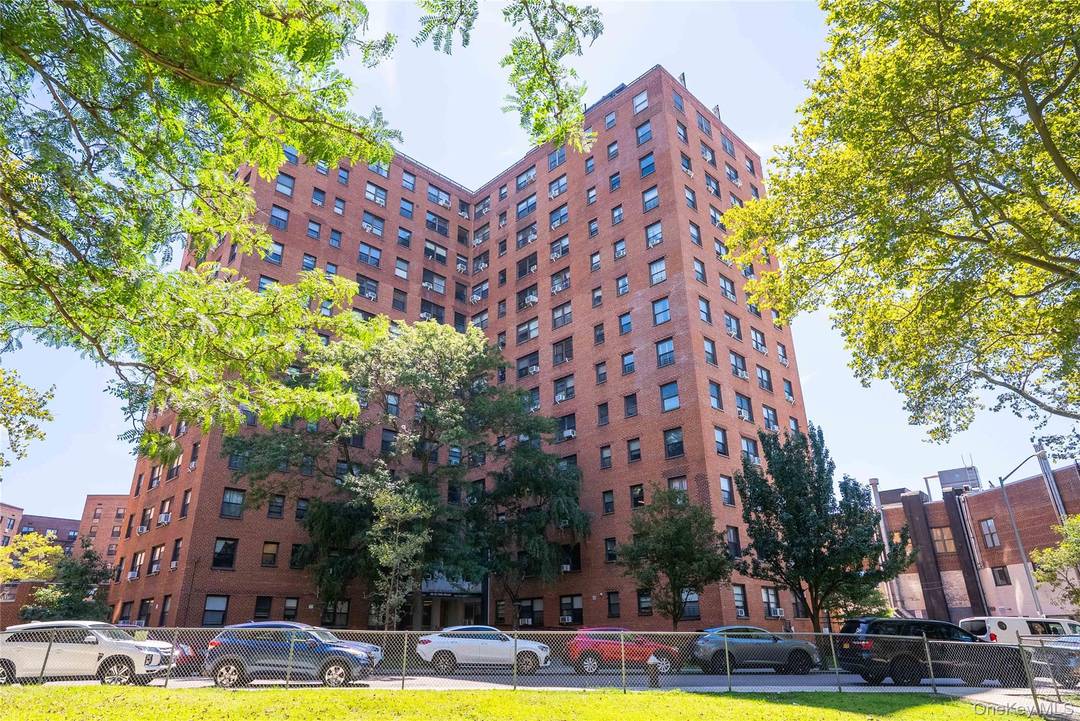 Welcome to 99 32 66th Road, Rego Park !