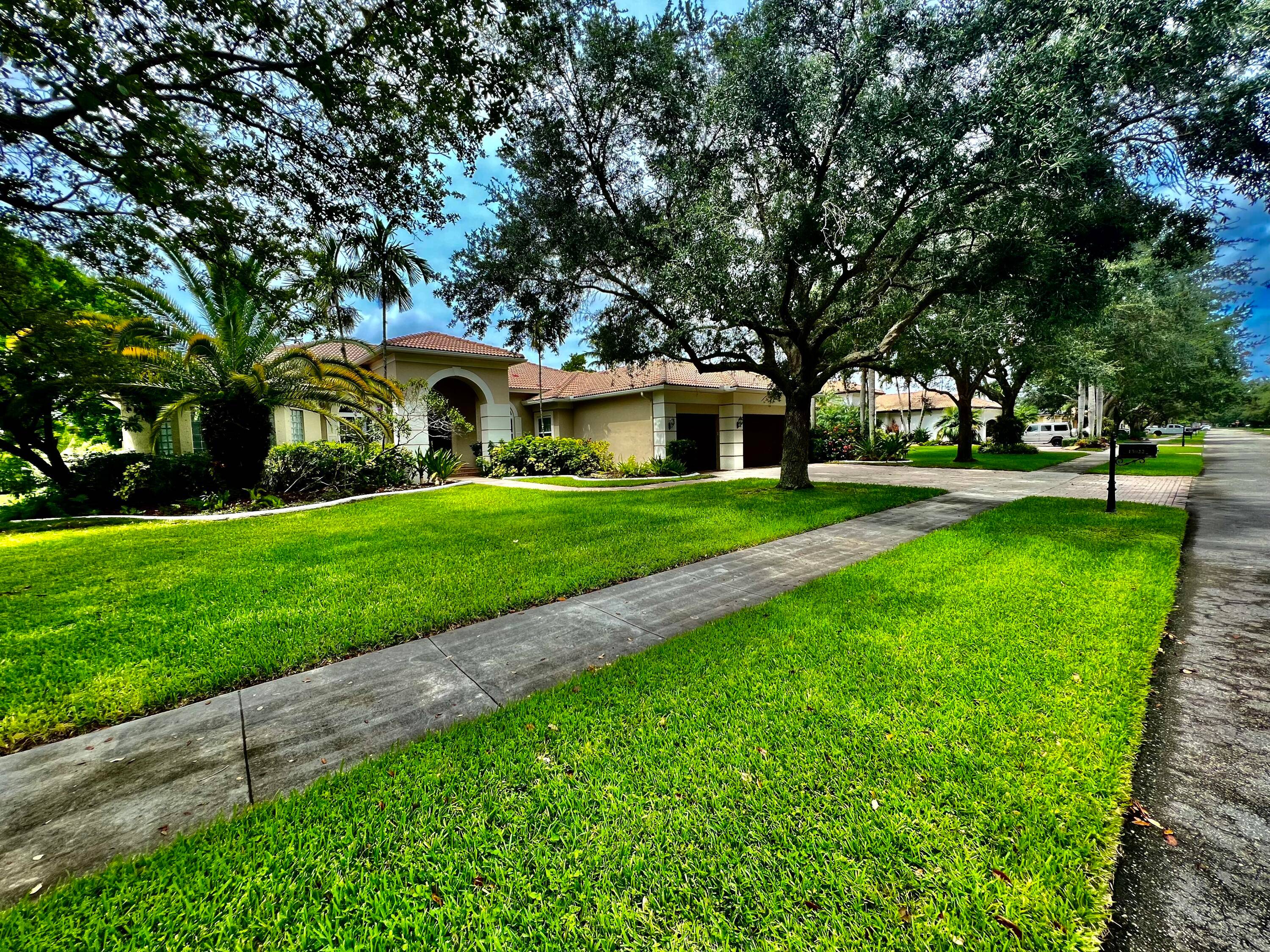A gorgeous home with a suburb feel.