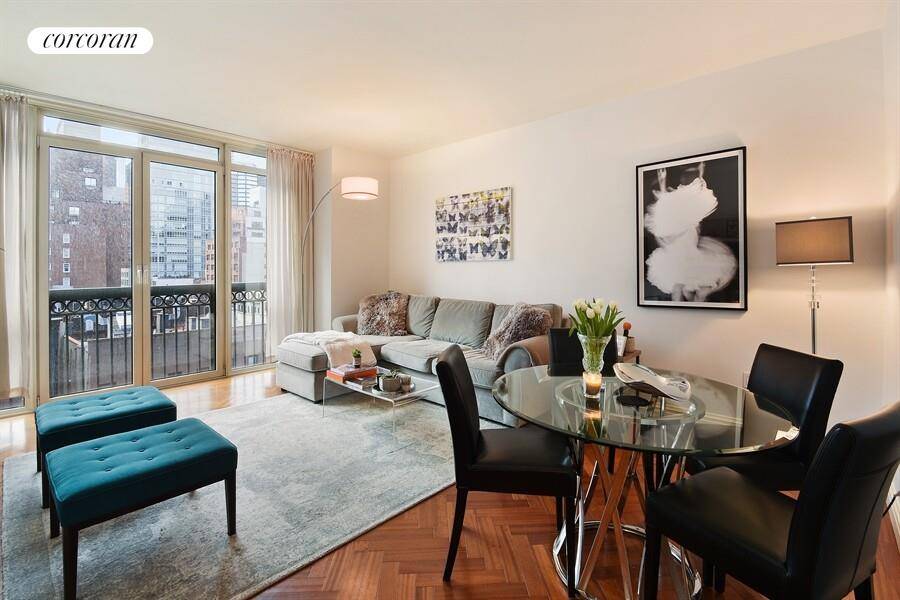 Snap up this wonderful opportunity to purchase a turn key one bedroom, with one and a half baths, at The Grand Beekman Condominium.