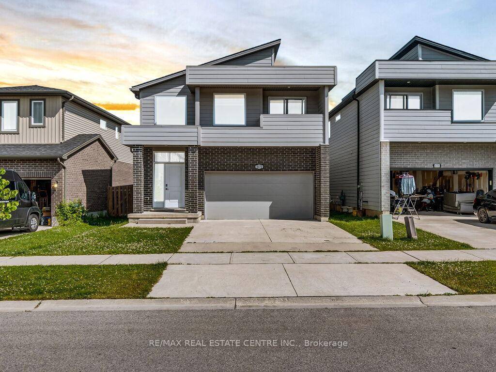 Discover contemporary elegance in this beautifully crafted 2, 375 sq.