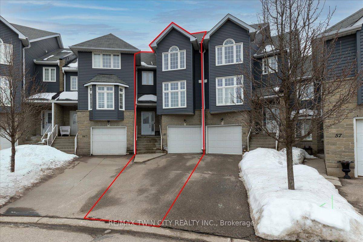 This beautiful townhouse condo has been loved !