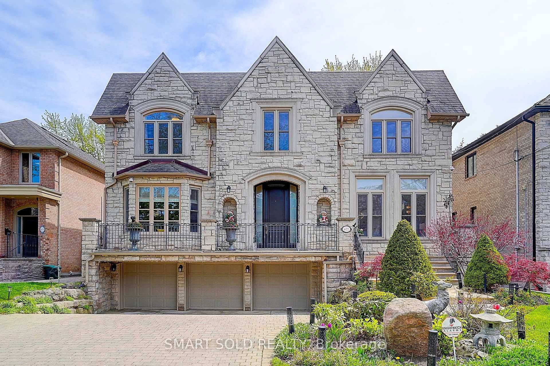 Introducing 677 Woburn Ave, A Rarely Offered 60 X 133 Estate Nestled In Bedford Park Nortown, One Of The Most Prestigious Neighbourhoods In Toronto.