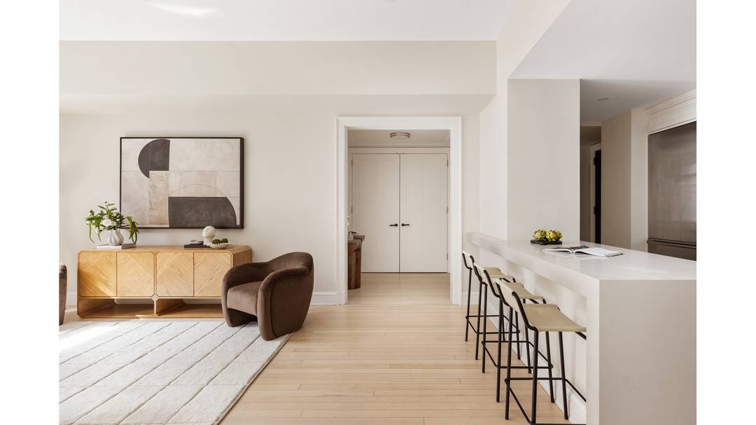 A beautifully appointed and sun drenched 2 bedroom, 2.