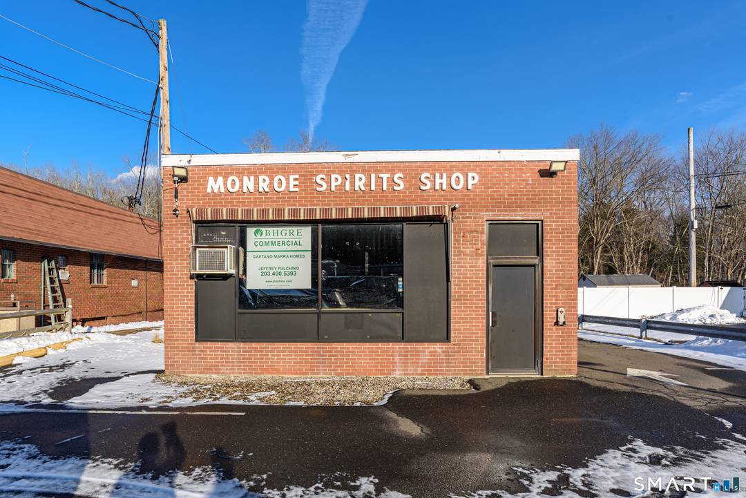 Prime commercial site located on Route 25 Main Street in Monroe's B 2 Business District an area designated for retail, office, restaurant, and general business uses.