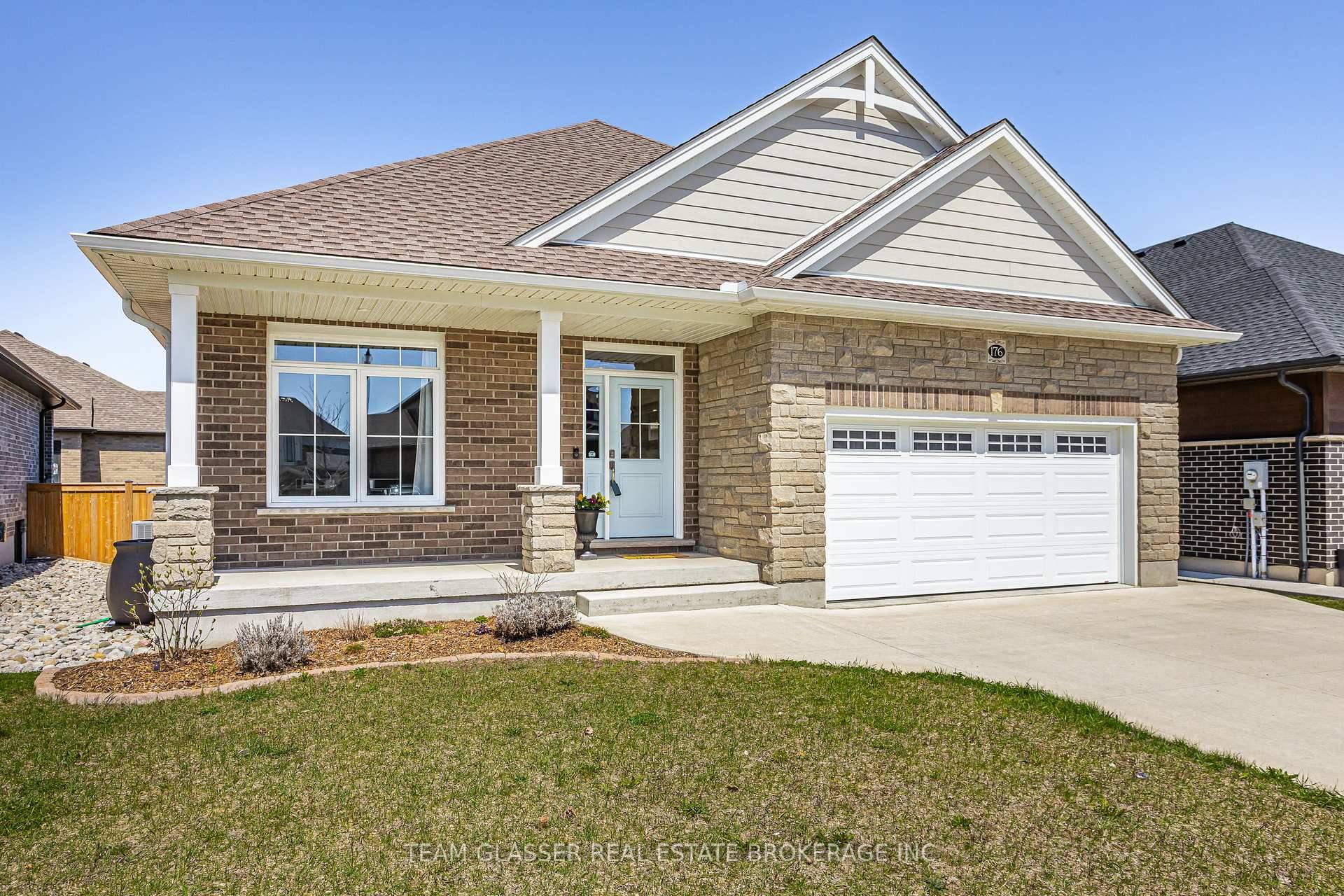 Nestled into The Boardwalk at Millpond a quiet neighbourhood in the sought after community of Dorchester, this immaculately maintained bungalow blends upscale finishes with the ease of one floor living.